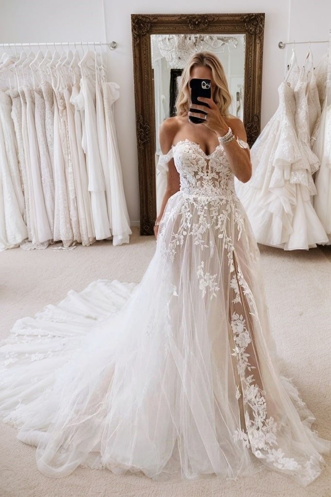 A-Line/Princess Tulle Applique Off-the-Shoulder Sleeveless Chapel Train Wedding Dresses