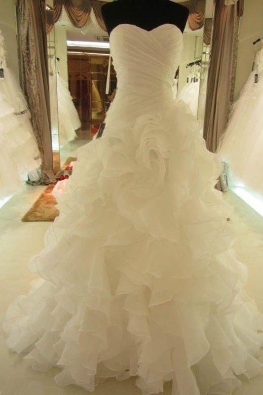 Ball Gown Ruffles Sweetheart Organza Sleeveless Court Train Wedding Dresses