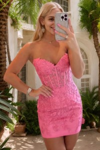 Beaded Sweetheart Lace Short Homecoming Dress
