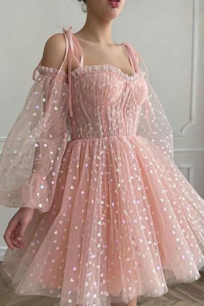 A-line Princess Sweetheart Full/Long Sleeve Short/Mini Tulle Homecoming Dress with Pleated Sequins