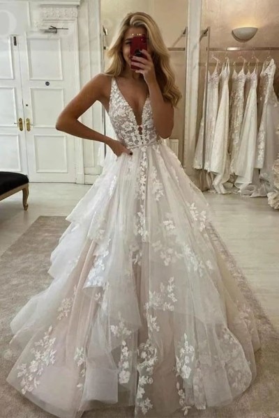 A-Line/Princess Tulle V-neck Sleeveless Applique Floor-Length Wedding Dresses