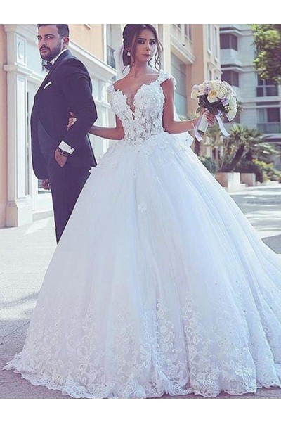 Ball Gown Sweetheart Sleeveless Sweep/Brush Train Lace Tulle Wedding Dresses